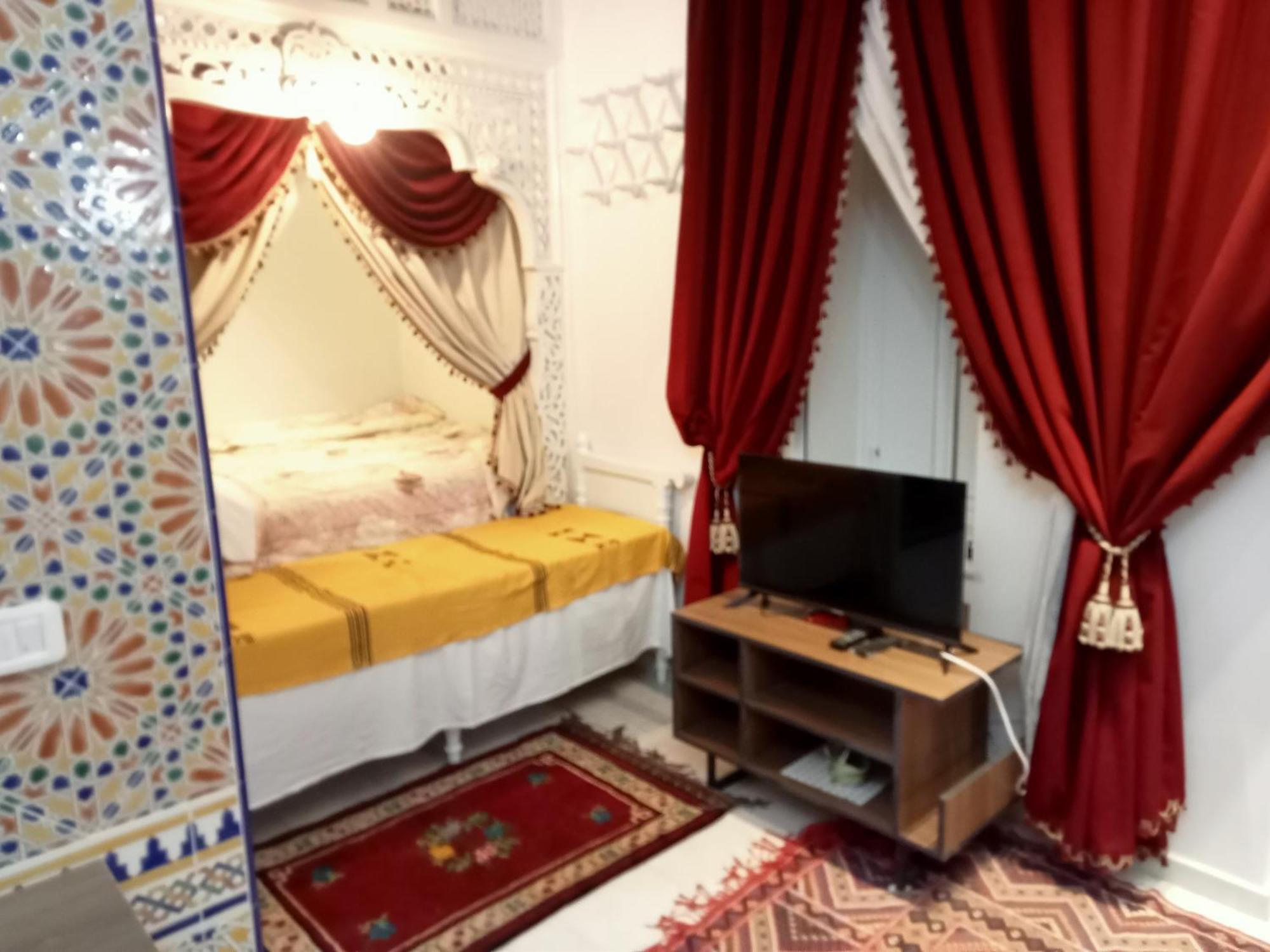 Chez Mme Jaouida Bed & Breakfast Kairouan Exterior foto