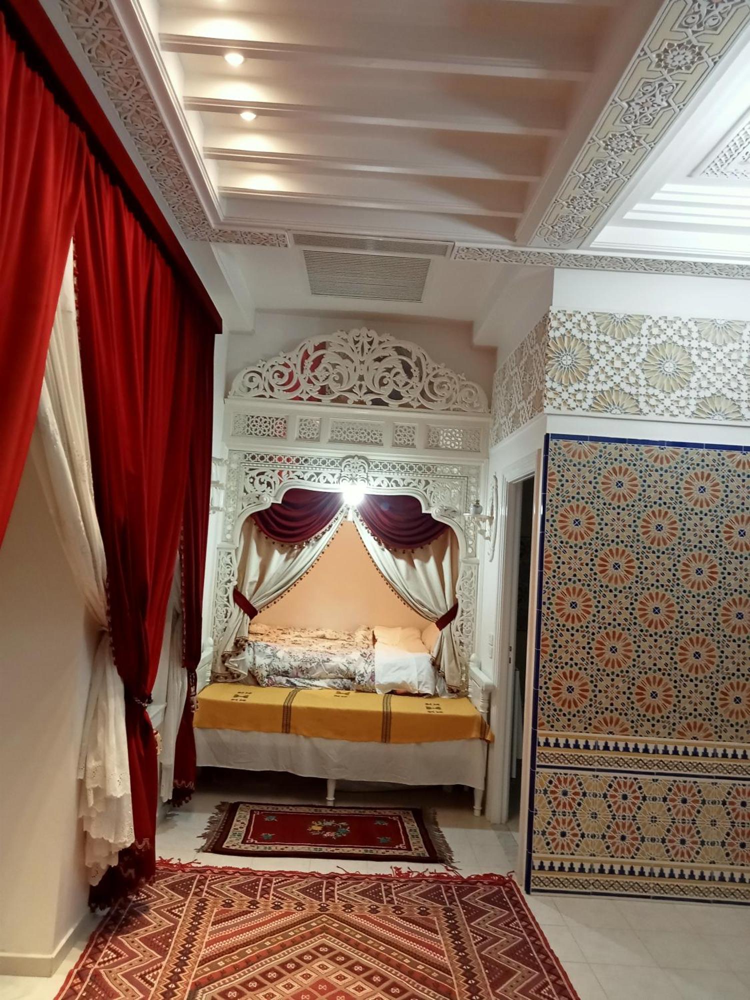 Chez Mme Jaouida Bed & Breakfast Kairouan Exterior foto